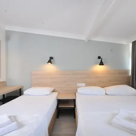 Club Sema 3* מרמריס