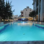Club Sema Aparthotel 3*